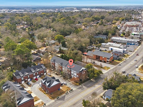 3rd image of 102 Rio Rose Cir