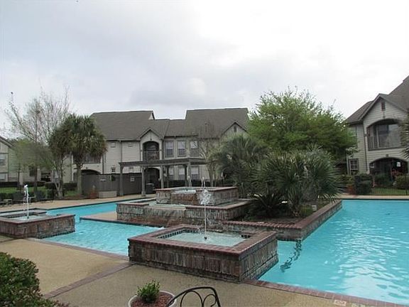 2nd image of 350 Emerald Forest Blvd APT 8102
