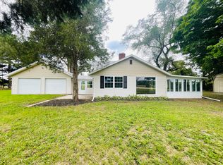 6015 S Stoney Lake Rd, Jackson, MI 49201