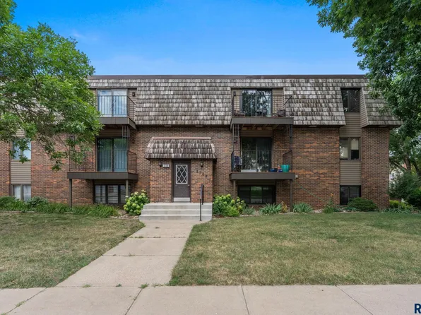 3708 S Terry Ave APT 203, Sioux Falls, SD 57106