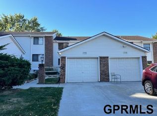 2727 Lloyd St, Bellevue, NE 68005