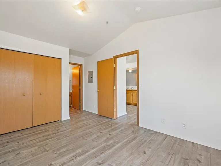 6405F Chapel Hill Blvd #F201 — Photo 15