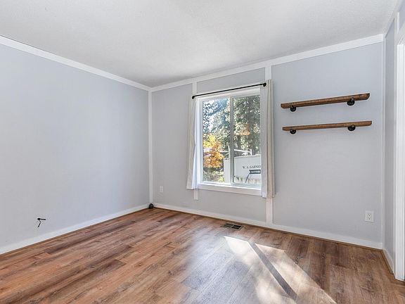 5th image of 854 Lichen Ct Unit 7