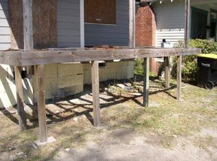 638 W 40th St, Savannah, GA 31415
