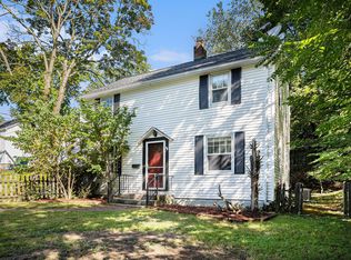 2512 Wellington Rd, Kalamazoo, MI 49008