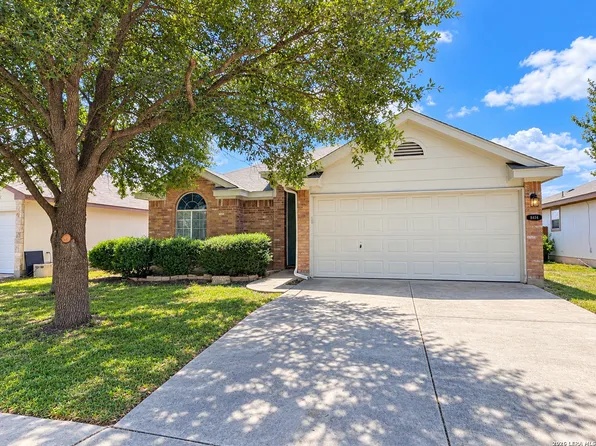 8414 Pigeonberry Dr, Converse, TX 78109