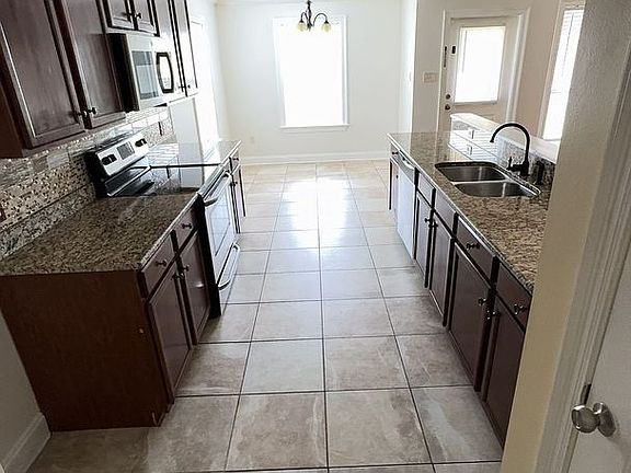 2nd image of 426 Christopher Dr