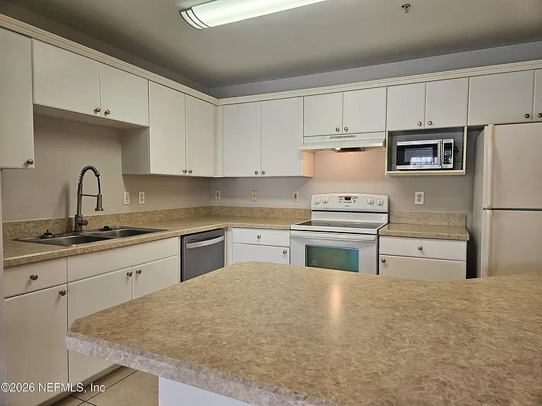 3591 Kernan Blvd S #833 — Photo 5