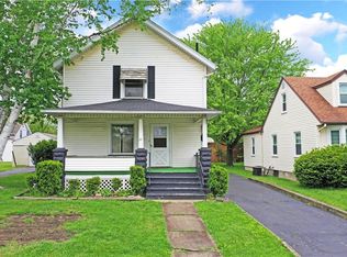 27 Helen Ave, Niles, OH