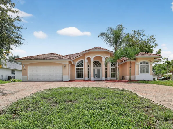 392 SW Kane Avenue, Port St Lucie, FL 34953