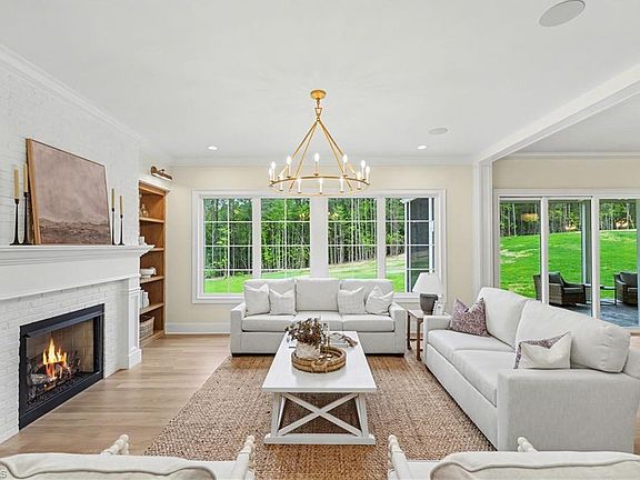 2nd image of 7207 Salthouse Ln