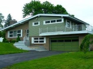 3 Orchard Hill Dr, Enfield, CT 06082