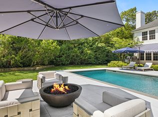 86 Roses Grove Rd, Southampton, NY 11968