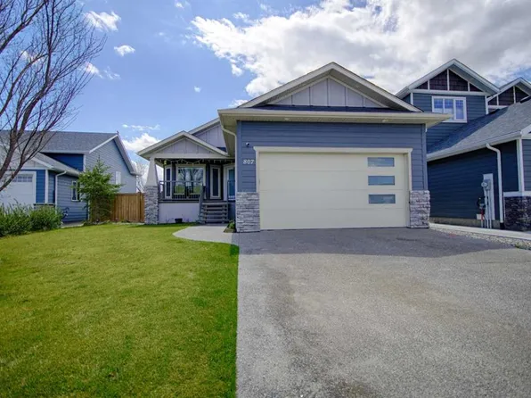 807 Sunset Pl N, Picture Butte, AB T0K 1V0