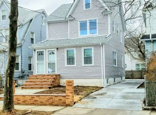 21509 111th Ave, Queens Village, NY 11429