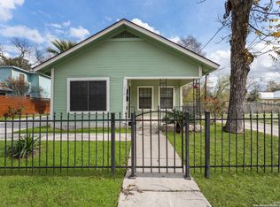 312 N Chupaderas St, San Antonio, TX 78207