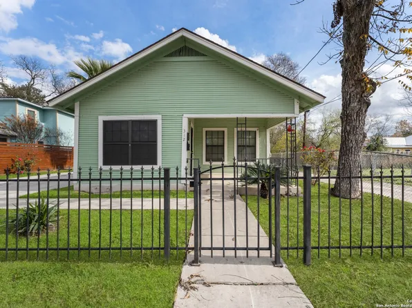 312 N CHUPADERAS ST, San Antonio, TX 78207