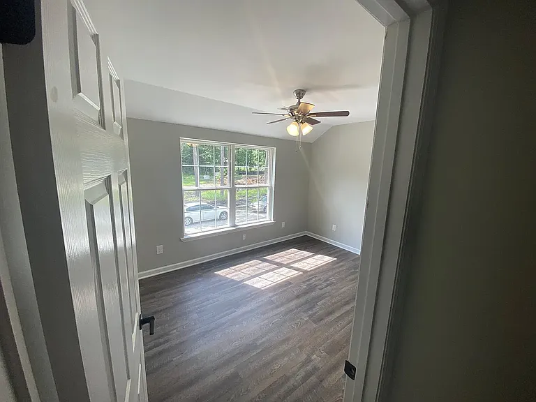 9677 Jamison Rd — Photo 6