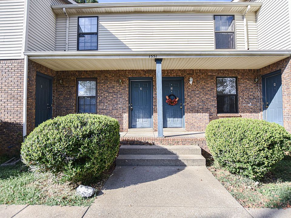 1st image of 1551 E Knollwood Cir APT 2
