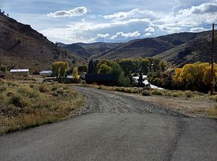 13 Deer Rd, Jelm, WY 82063