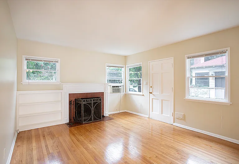 1803 Huntington Dr — Photo 4