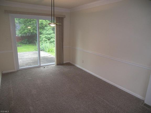 5th image of 6552 Forest Glen Ave