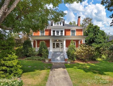 176 E Chestnut St, Asheville, NC, 28801