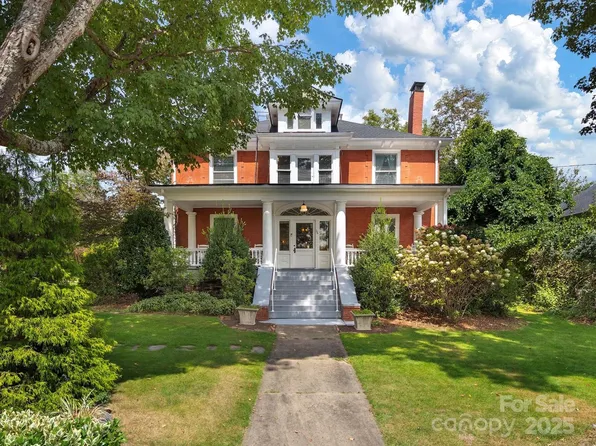 176 E Chestnut St, Asheville, NC 28801