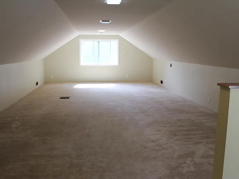 2nd floor family room