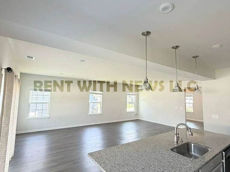 126 Misty Pike Dr — Photo 4