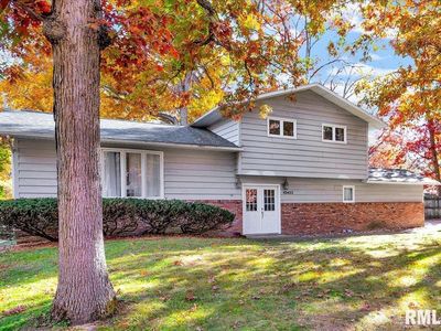 10422 N North Forest Trl, Peoria, IL, 61615