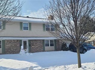 738 Clarendon Rd, Troy, OH 45373