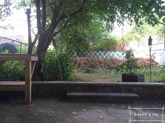 Rented by Grand & Co. | media 27