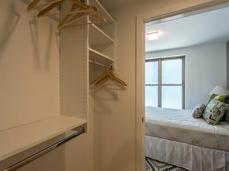 Malvern Place Apartments — Photo 14