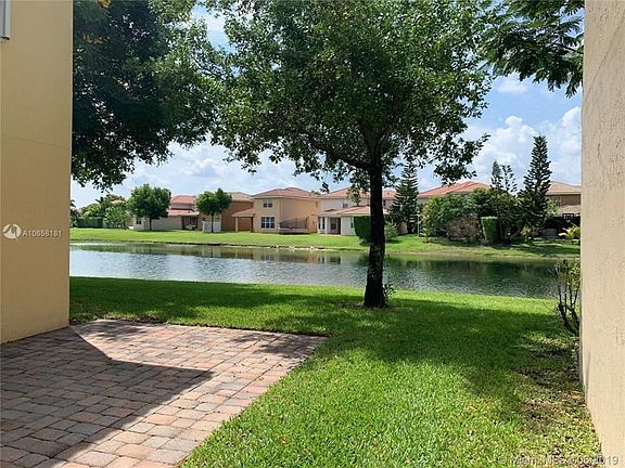 3rd image of 6652 Duval Ave
