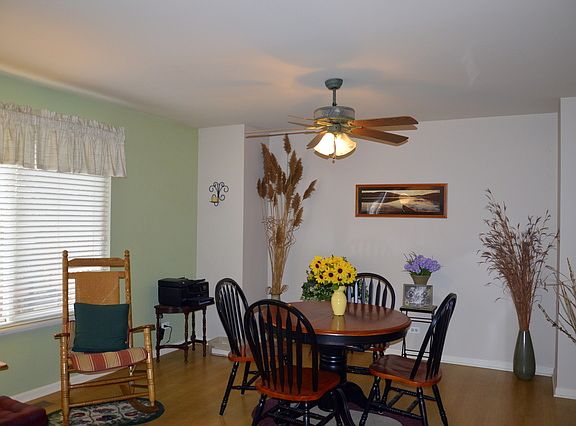 5th image of 1285 Karyn Ln