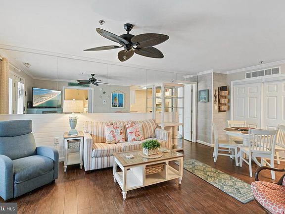 3rd image of 201 S Heron Dr #12E