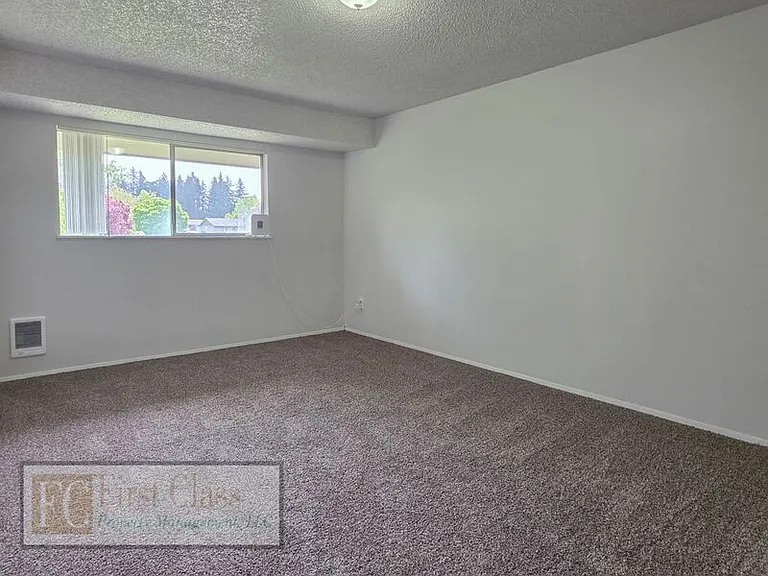 1348 NE 186th Ave — Photo 14