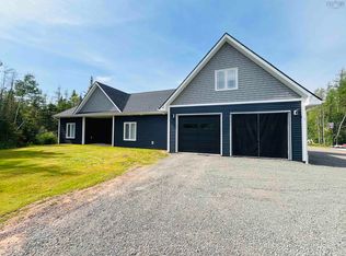 27 Molly Ln, Cumberland, NS B4H3Y1
