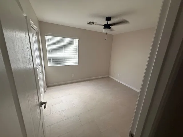 45008 W Miramar Rd — Photo 16