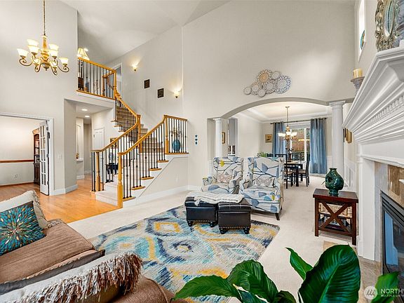 5th image of 18725 35th Drive SE