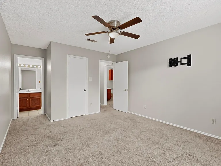 1113 Woodlief Trl — Photo 24