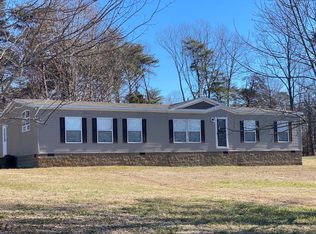 280 Fox Point Rd, Jamestown, KY 42629