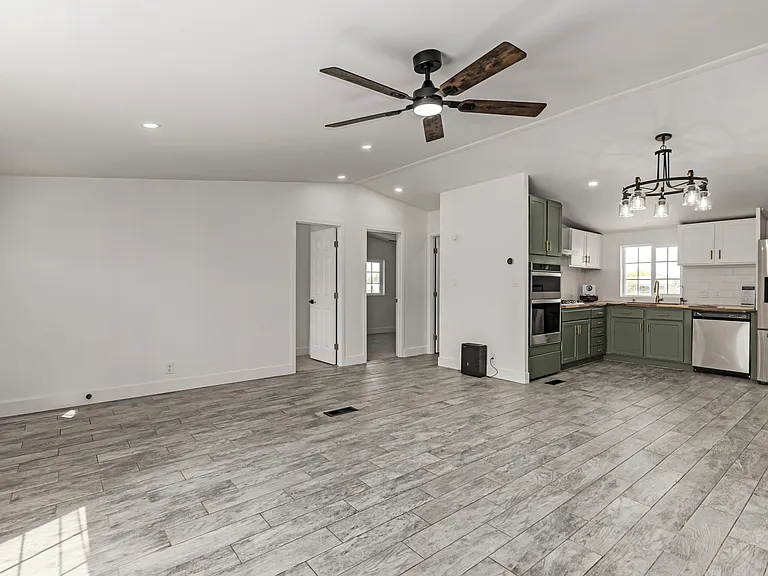 26705 S 203rd Way — Photo 4