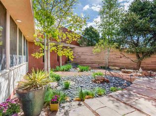 9 Madrona Cir, Santa Fe, NM 87506
