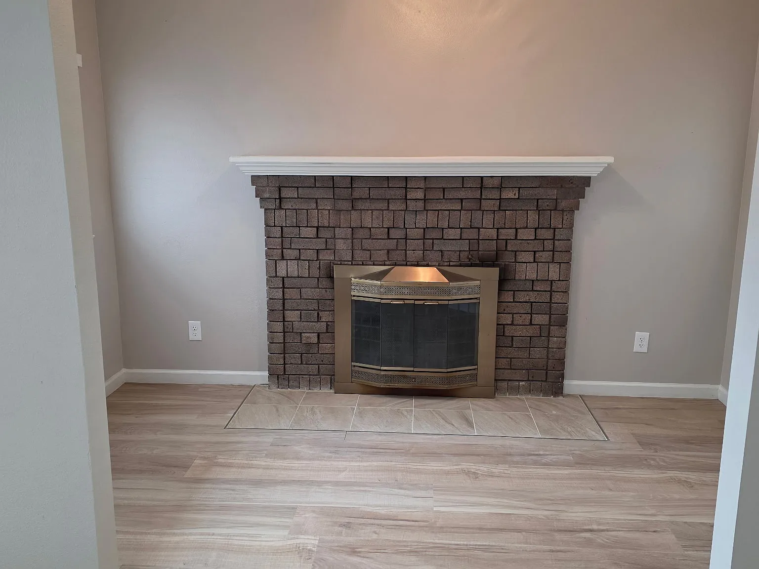 2 bed, 1327 sqft, $2,795 — Photo 2