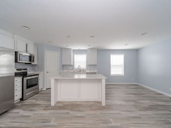 3815 Camelot Blvd #C241