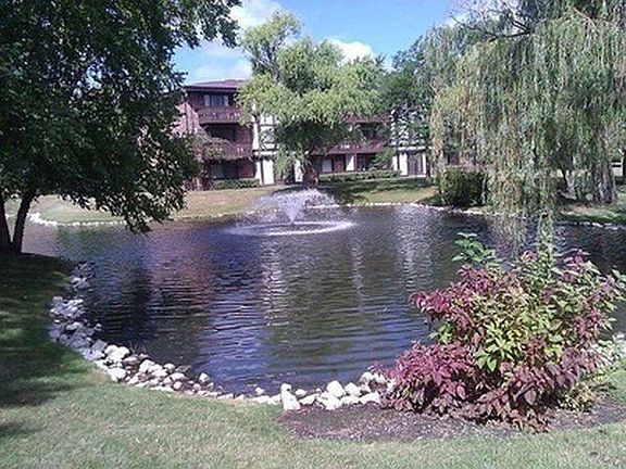 3rd image of 1001 Centurion Ln APT 2