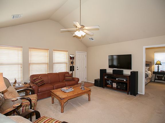 Spacious carpeted living room
