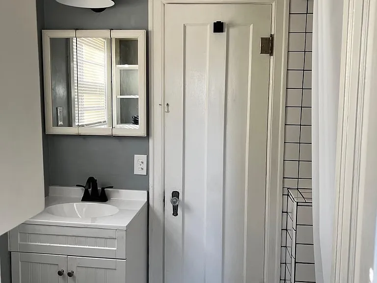 1415 S Knoxville Ave — Photo 14